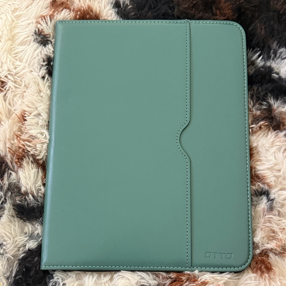 OTTO Green Tablet Case